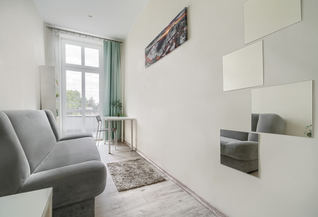 single room no. 2 with a balcony, ul. Wielkopolska 23
