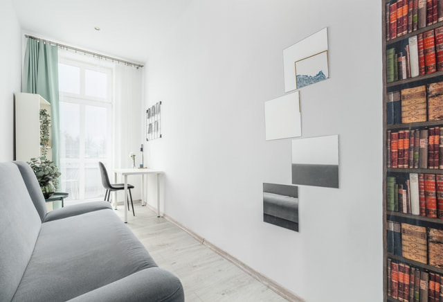 single room no. 2 with a balcony, ul. Wielkopolska 23