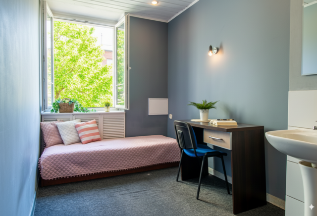 Radwańska 16, pokój 1-osobowy nr 2