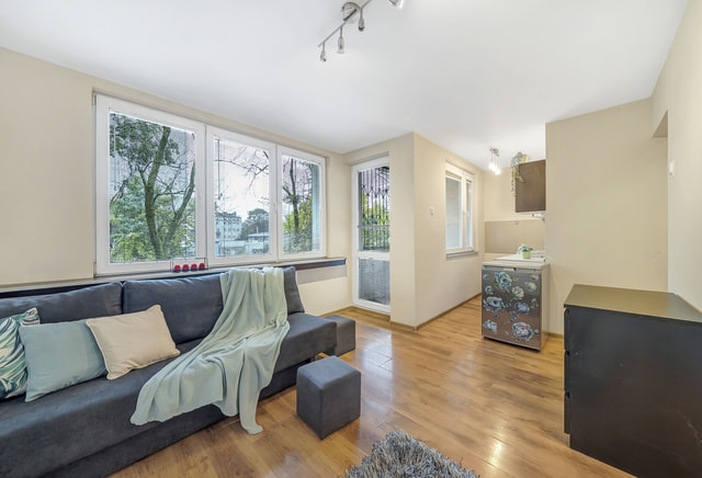 Organization WIN 8, studio apartment