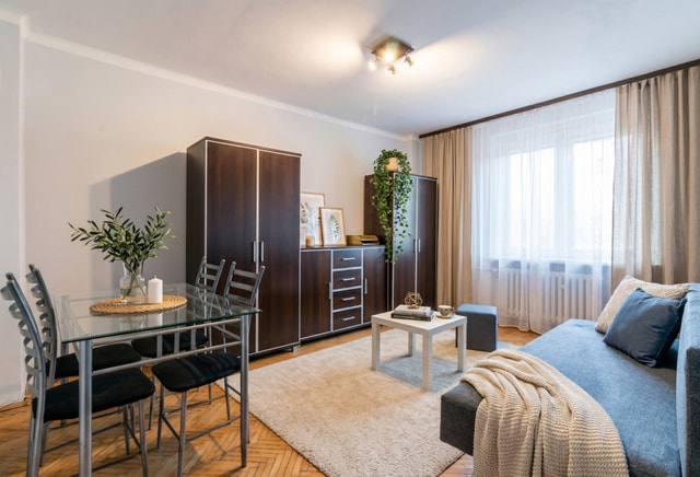 Lutomierska 160, kawalerka