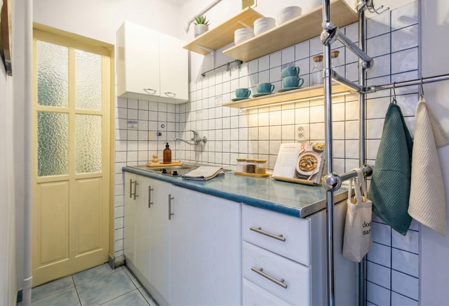 Lutomierska 160, kawalerka