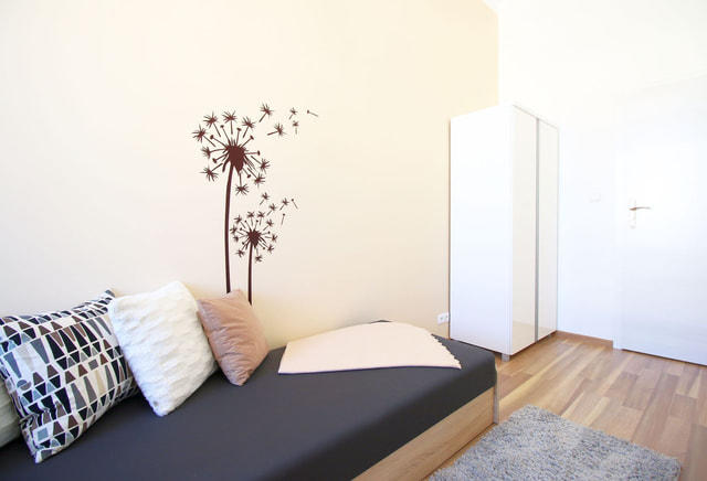 Więckowskiego 74, single room No. 6