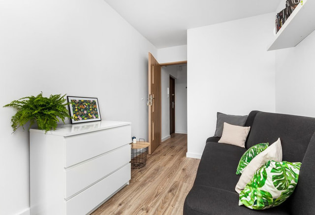 Pokój 1-osobowy z balkonem nr 6, ul. Więckowskiego 8