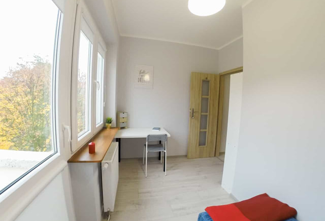 ZADZWOŃ PO AKTUALNĄ CENĘ Pokój 1-osobowy nr 4, BALKON