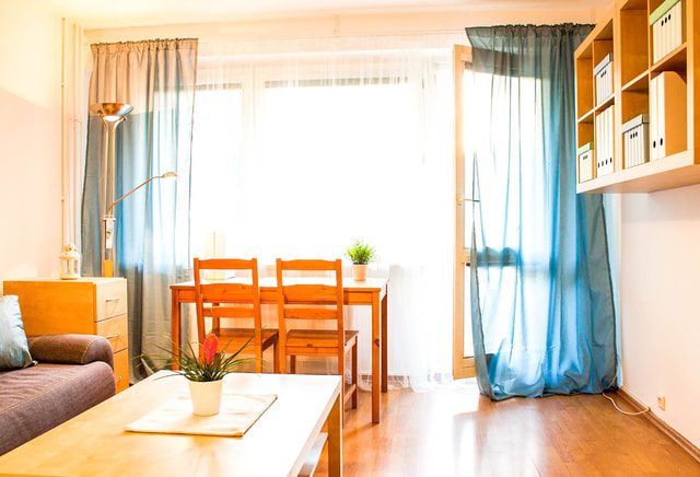 Double room with balcony - Great location-RATAJE- University of Technology