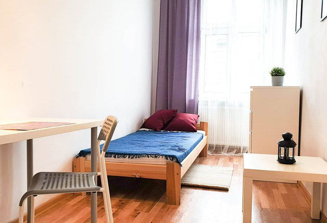 | Pokój jednoosobowy | ul. Św. Czesława | blisko Centrum |