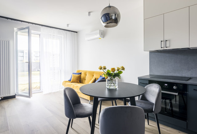 35 м2/ 2 кімнати/ Простий