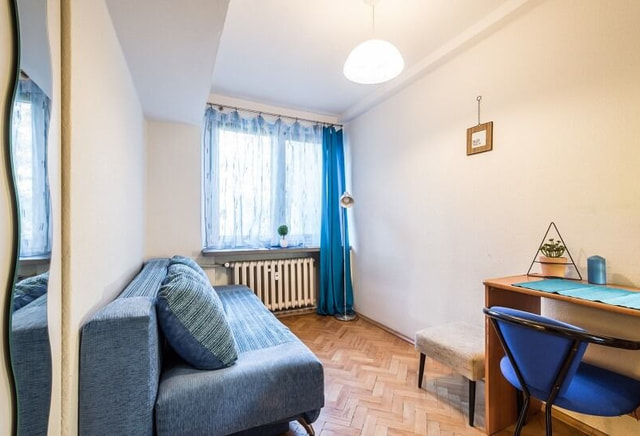 Single room | Belina-Prażmowskiego | elevator | Mogilskie Roundabout | Galeria Krakowska | Main station