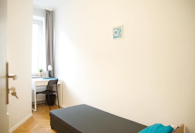 Pokój 1 os | Kronikarza Galla | Biprostal | Królewska | Tramwaj | Rowerownia