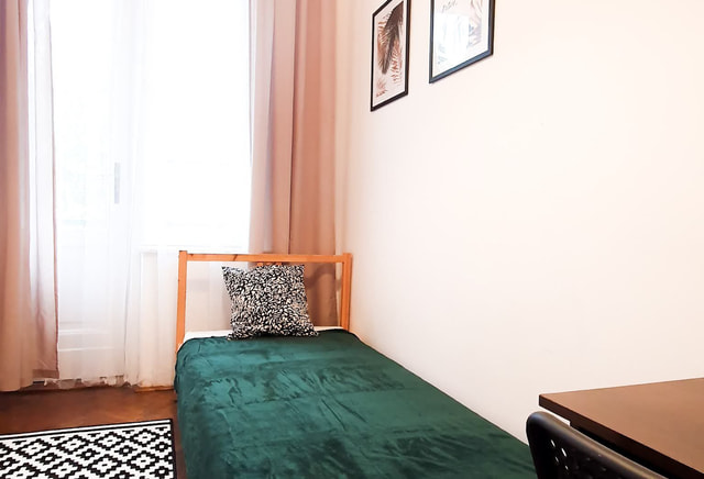 Pokój Centrum Plac Inwalidów Królewska AGH UP UJ balkon w mieszkaniu