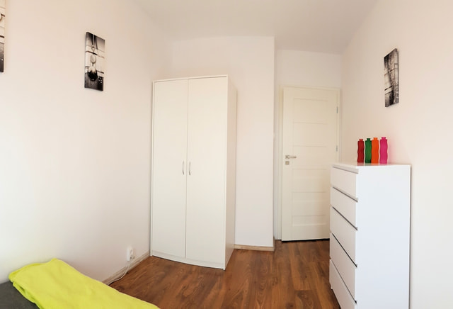 Pokój nr 5 przy Bryły 10