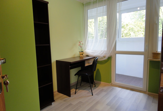 Pokój nr 2 przy Bruna 28