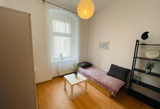 Przemysłowa 51/33/2