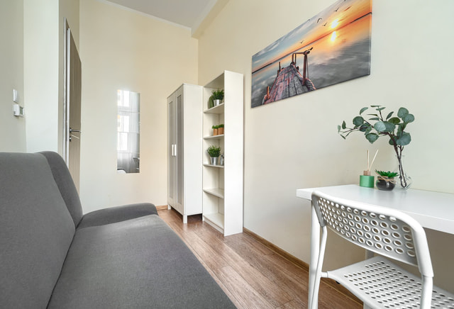 single room no. 4, ul. Bolesław the Bold 17