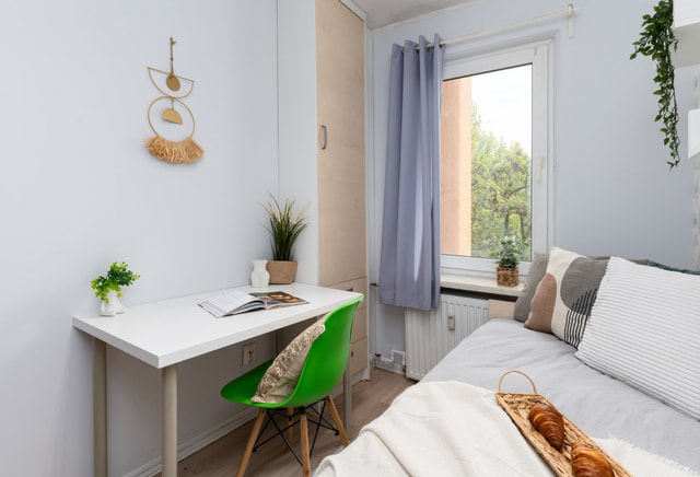 Bright single room no. 2