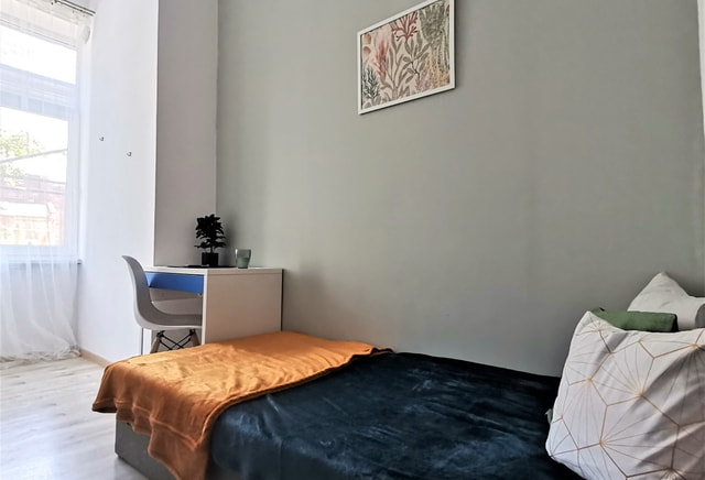 Pokój 1-osobowy, ul. Długa przy Kleparzu, al. Mickiewicza (2)