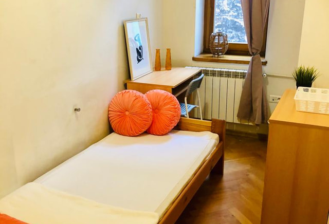 ul. Starowiślna 49 (Pokój 1-osobowy nr 1)