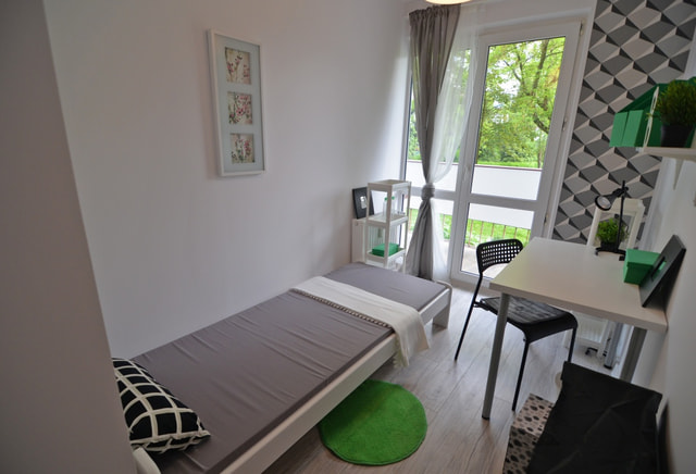 ul. Powstańców 26 (Pokój 1-osobowy nr 5 z balkonem)