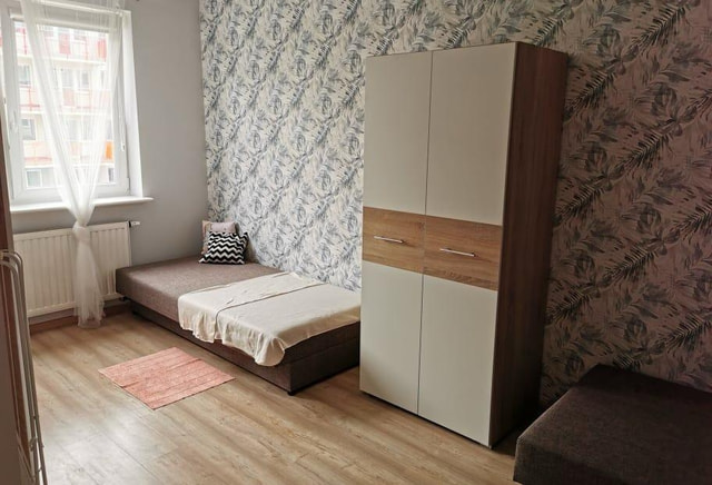 axis. Akademickie 7 (A place in a double room no. 6)