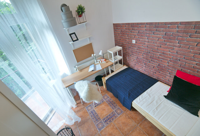 ul. Długa 84 (Pokój 1-osobowy  nr 3 z balkonem)