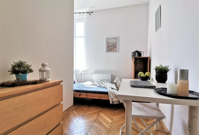 Single room, Topolowa Street, near Rakowicka Street, UE (2)