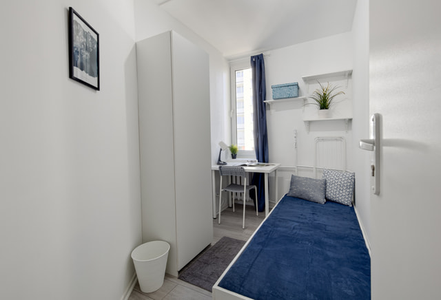 Pokój jednoosobowy #2 przy ul. Hawajskiej 3