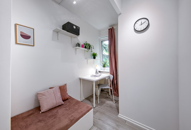 Pokój jednoosobowy #3 przy ul. Przybylskiego 11