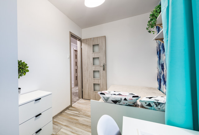 Pokój jednoosobowy #3 przy ul. Rechniewskiego 12