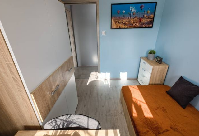 Pokój jednoosobowy #2 przy al. Wilanowskiej 39