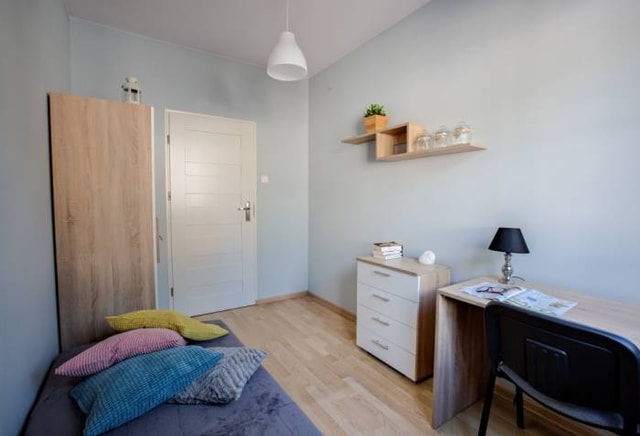 Pokój jednoosobowy #3 przy ul. Powstańców Śląskich 87