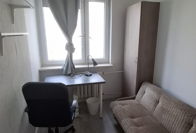 Pokój jednoosobowy #4 przy ul. Na Uboczu 18