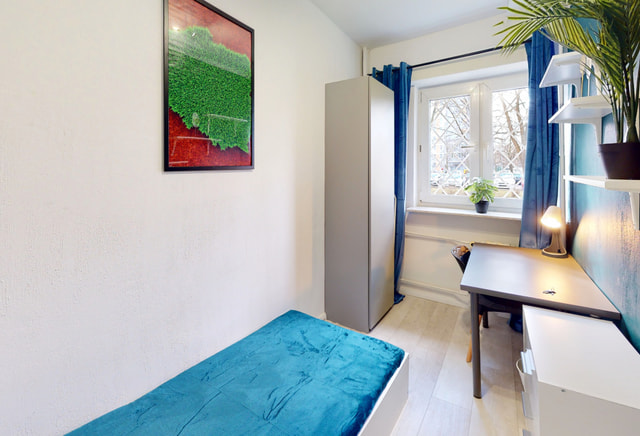 Pokój jednoosobowy #5 przy ul. Łojewskiej 5