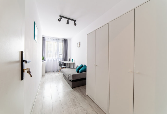 Spacious Room, ul. Ścigały 46, close to WSP, UE, UŚ (P5)