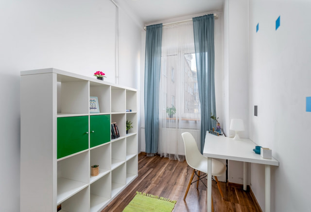 A large and quiet room next to Politechnika, room no.5