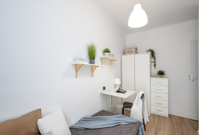 Pokój z balkonem w samym Centrum, Emilii Plater, pok nr 3