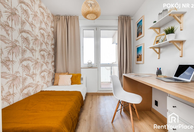 Sunny room No. 2, the center of Morena, Związku Jaszczurczego