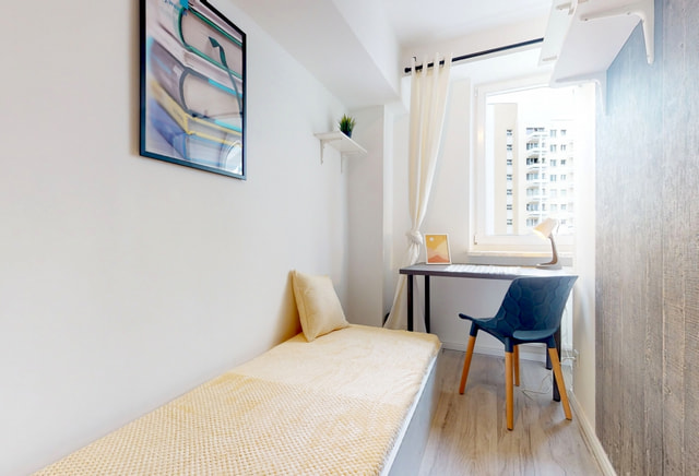 Pokój jednoosobowy #1 przy ul. Inflanckiej 15