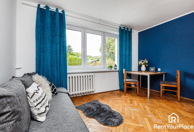 Two-room apartment close to the University, OLIWA, Wita Stwosza St.