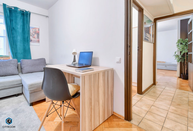 Unique room in the heart of the Old Square | 16 m2 | View of the Old Square 