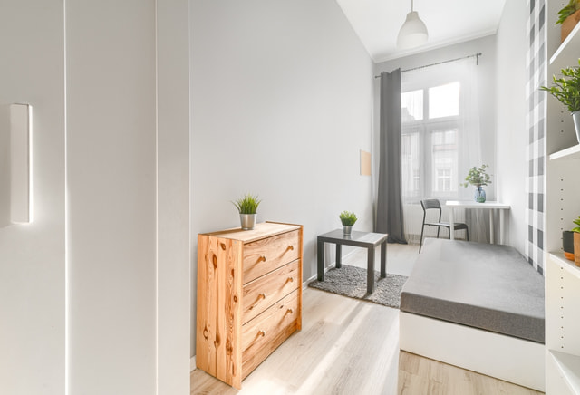 single room no. 7, ul. Krzywoustego 53