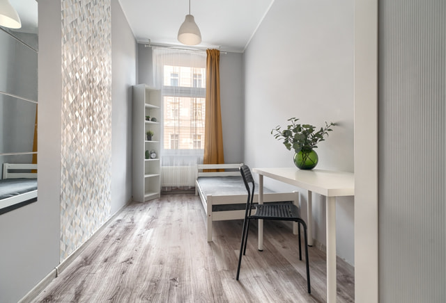 pokój 1 - osobowy nr 2, ul. Królowej Jadwigi 17