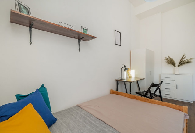 Pokój 1 przy ul. Gdyńskich Kosynierów 9,10,11 w Gdańsku