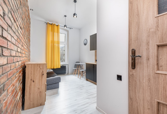 | Przytulne Studio na wynajem | CH Kupiec |