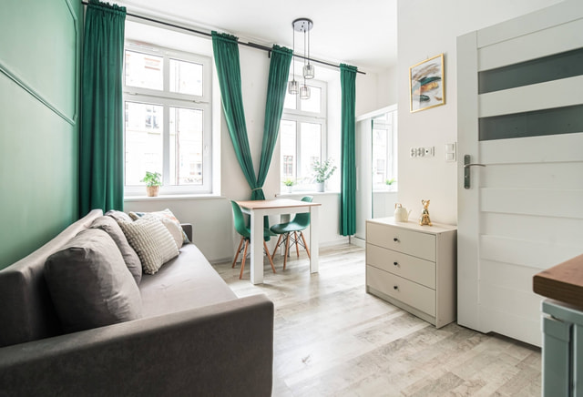 Charming studio apartment with parking space – close to the center!