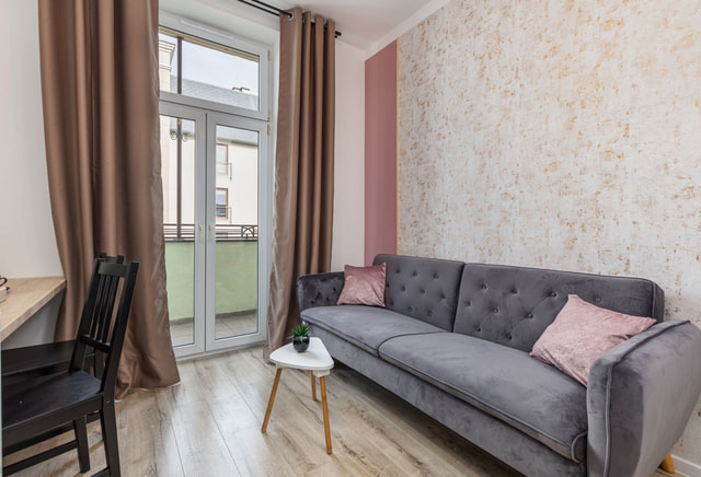 | Studio ul. Emilia Plater | BALCONY |
