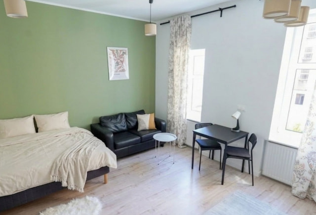 | Сучасна квартира-студія | недалеко від університету | вулиця Святий Чеслав |