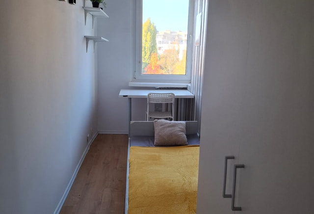 Pokój jednoosobowy #2 przy ul. ZWM 18