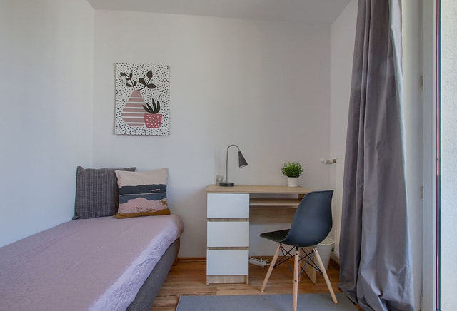 Pawińskiego 10, Pokój 1 osobowy nr 1