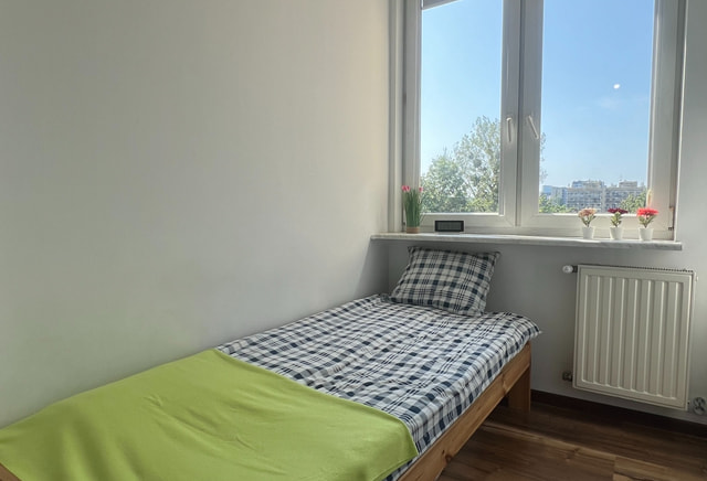 WOLA. Solidarności 104, super pokoje w centrum Warszawy pokój nr 6